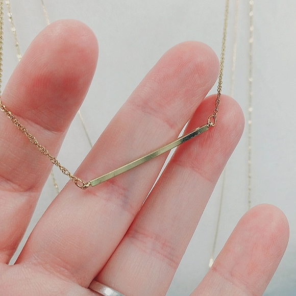 GOLD PLATED Three Strand Delicate Chain Necklace With Bar Pendant - Picture 2 of 9